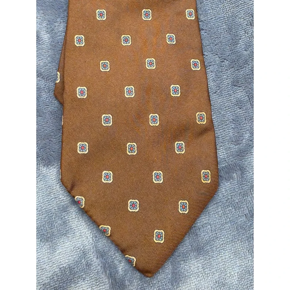 Pietro Di Como Mens Brown Silk Geometric Medallion Print Tie Made in USA